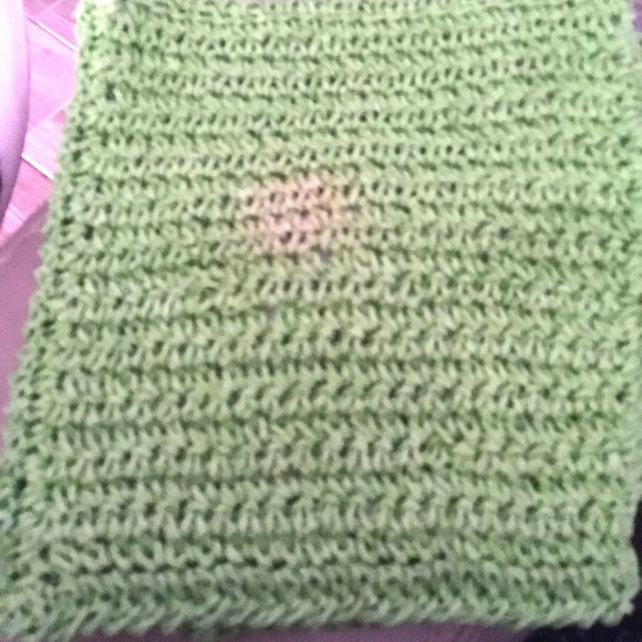 Crochet Small Light Green Small Green Crossover Bag/Purse Travel/Vacation Purse - Picture 6 of 8